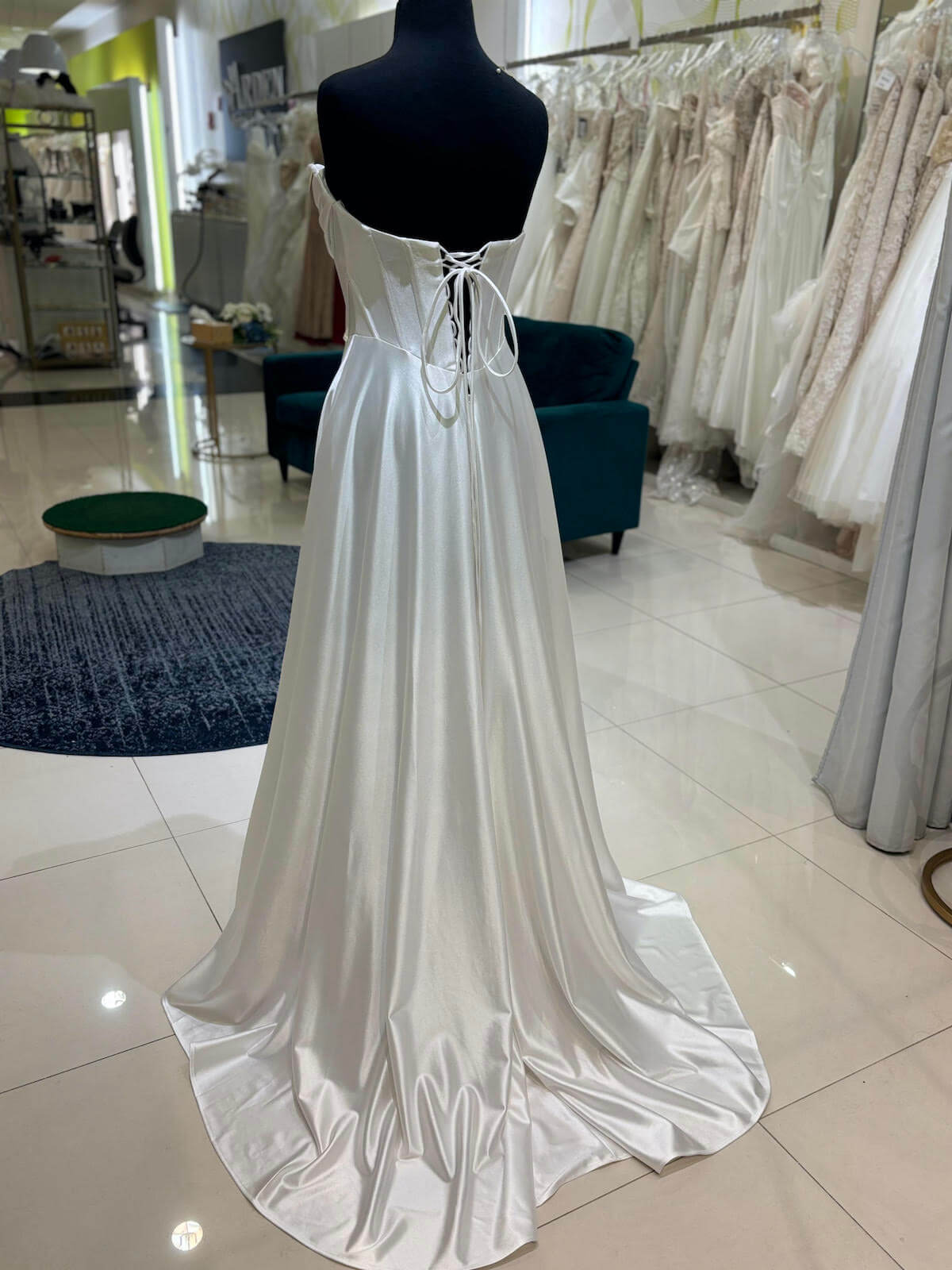 Elopement/Destination/White Parties | Arden Bridal & Boutique Tampa Florida  Wedding Dress, Quinceaera Gown, Mother of the Bride, Mother of the Groom,  Bridesmaids Dress, Flower Girl Dress, Pageant Dress, Homecoming Dress, Prom  Dress,